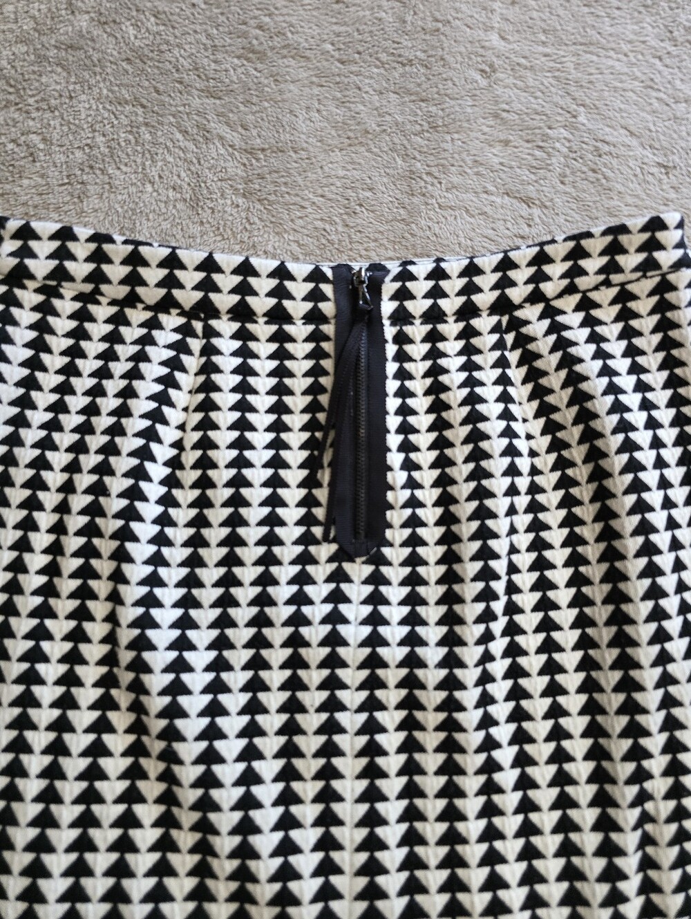 Anthropologie Leifnotes Tahlia Pencil Skirt Size 8 - Picture 7 of 12